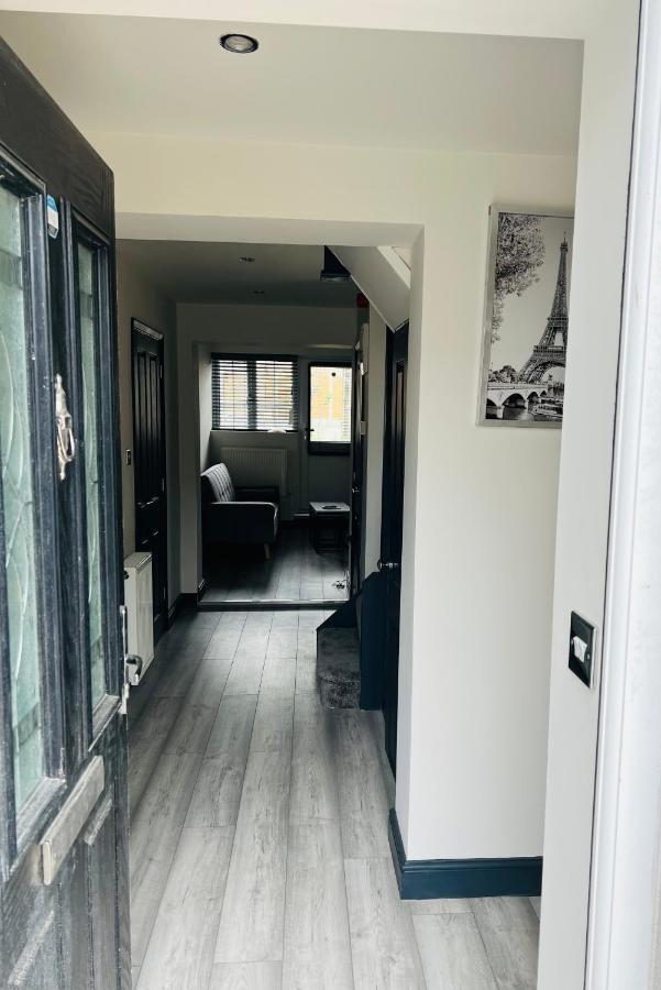 Green Lantern, Private En-Suite Double Bedroom Aveley Bagian luar foto